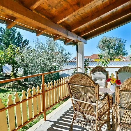 Adriatico Bungalow Poreč Exteriör bild